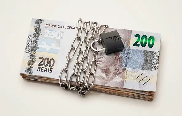 Blindagem em Ativos Distressed: a primazia da proteção sobre o retorno